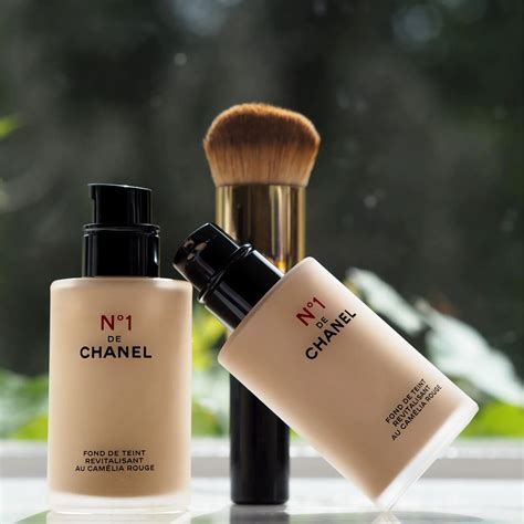 chanel no1 foundation review|chanel revitalizing serum reviews.